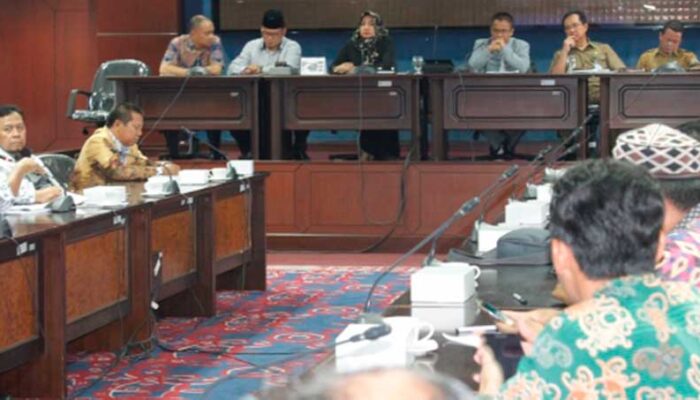 Guru Swasta Tuntut Insentif dan BOSDA