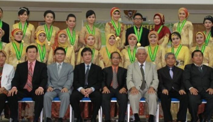 Gubernur Kaltim : Dokter Spesialis Baru Harus Siap Mengabdi di Puskesmas