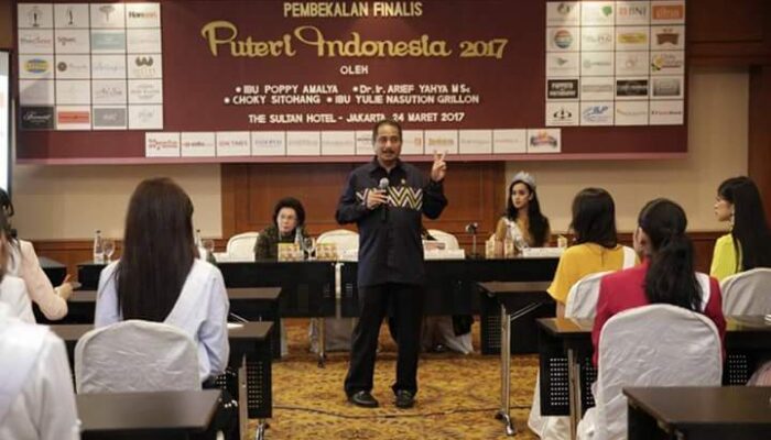 Mira, Putri Asal Kaltim Ikuti Pembekalan Putri Indonesia 2017