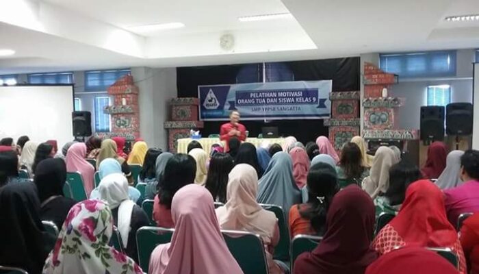 SMP YPPSB Beri Pelatihan Motovasi Orang Tua Siswa