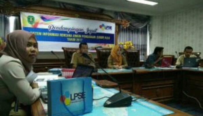 LPSE Kutim Dampingi Inputting Rencana Umum Pengadaan dengan Aplikasi SIRUP V.2.0