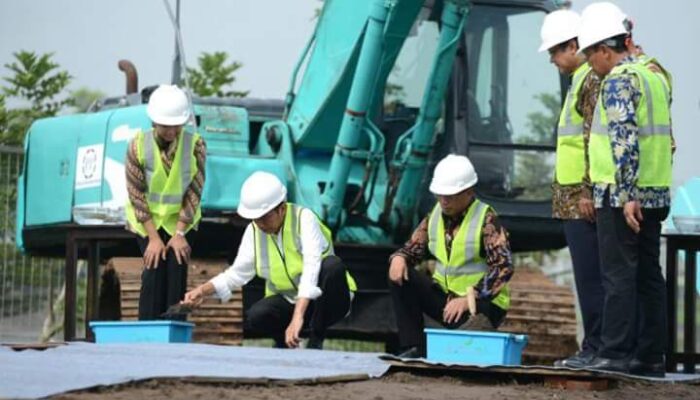 Presiden Jokowi Groundbreaking Perkeretaapian Bandara Adi Soemarmo Solo
