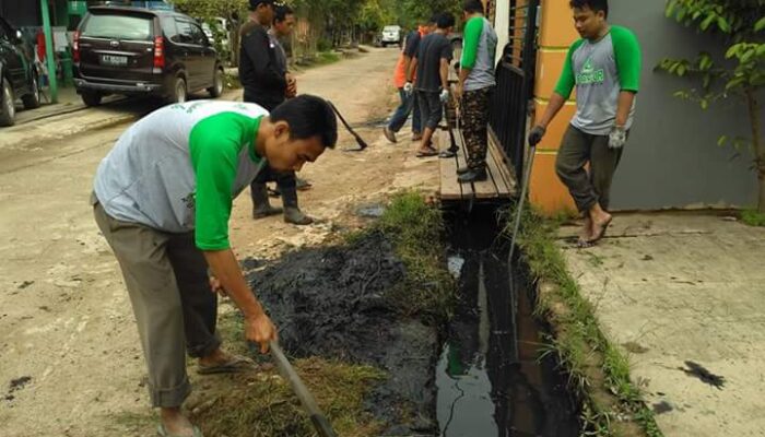 GP Ansor Kutim Gelar Bhakti Sosial di Gang Musholla Sangatta
