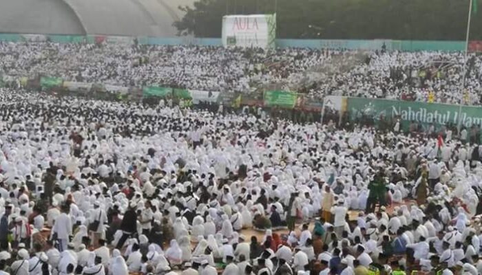 Mengetuk Pintu Langit