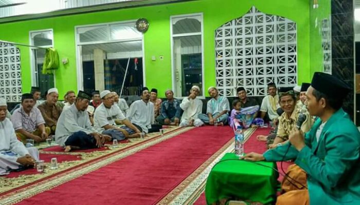 Mushola Baitul Makmur Sangkima Adakan Perayaan Isro Mikroj