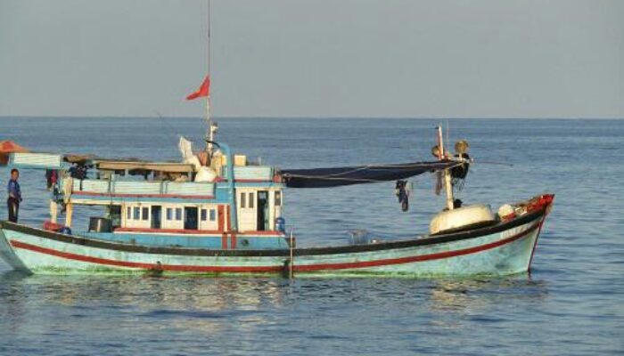 Bakamla RI Kembali Tangkap Kapal Vietnam di Perairan Natuna