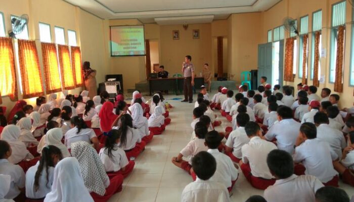 Antisipasi Bahaya Narkoba, SD Negeri 002 Kongbeng Adakan Sosialisasi Sejak Dini