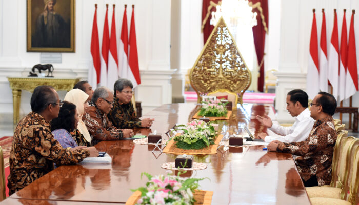 Presiden Jokowi Terima 3 Nama Calon Hakim MK