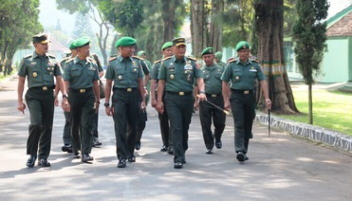 Dankodiklat TNI AD Adakan Kunjungan ke Pusdikajen
