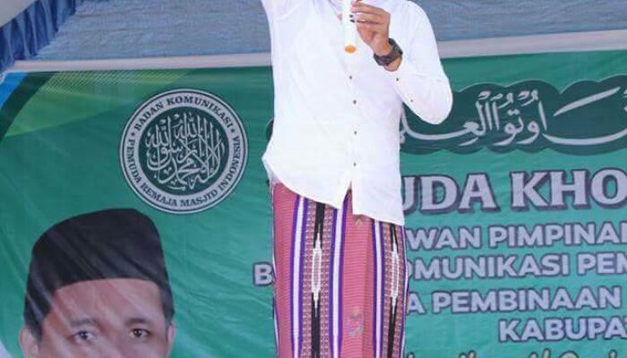 Wisuda BKPRMI Kongbeng, Dai Muda Yusrul Uraikan Mendidik Anak sesuai Al quran