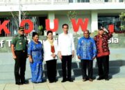 Panglima TNI Dampingi Presiden RI Resmikan PLBN di Papua