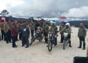 TNI dan Kementerian PUPR Bangun Jalan Trans Papua 4.300 Km