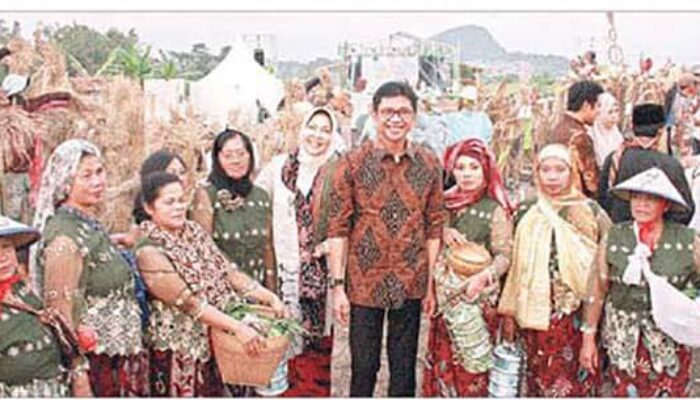 Wisatawan Kepincut Festival Kampung Tani di Kota Batu