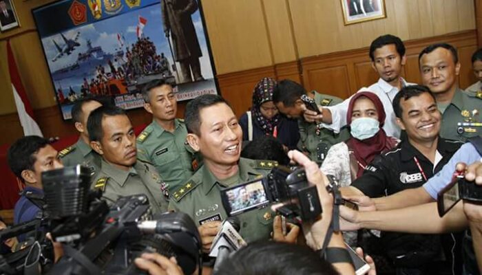 Kapuspen TNI : Pernyataan Panglima TNI di Akun Facebook Siti Humairoh adalah Hoax