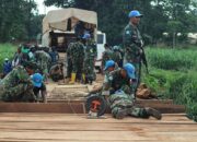 Kontingen Garuda Renovasi Jembatan di Desa Sibut-Afrika