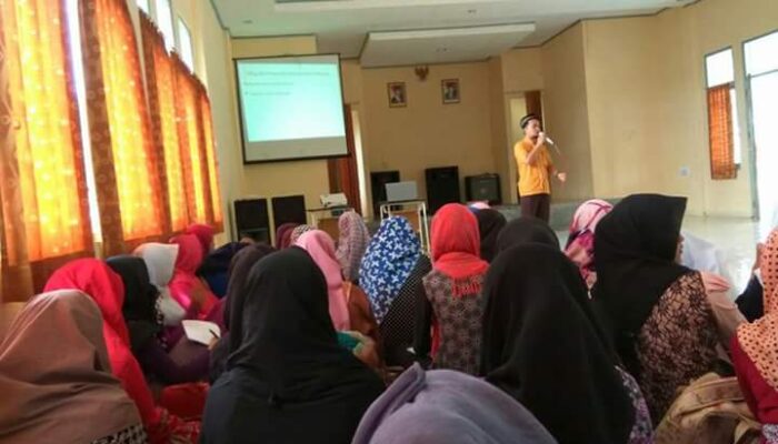 SMKN 1 Kongbeng Adakan Pesantren Ramadhan Hadirkan Motivator Muda