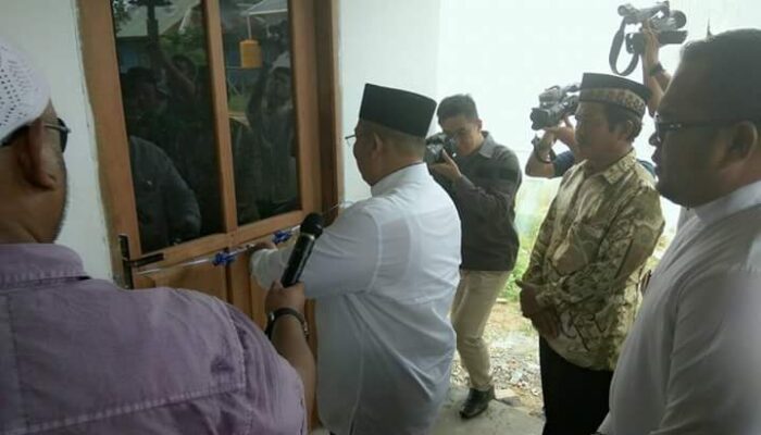 Bupati Ismunandar Resmikan Rumah Dinas Kepala Desa Makmur Jaya
