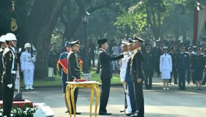 Presiden RI Lantik 729 Perwira Remaja TNI-Polri