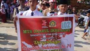 Hargai Pahlawan Bangsa, Camat Sangatta Selatan Adakan Karnaval