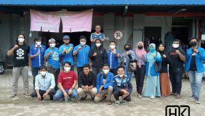 Cegah Covid-19, KNPI Kutai Timur Bagikan 1.500 Masker Di Pasar Induk