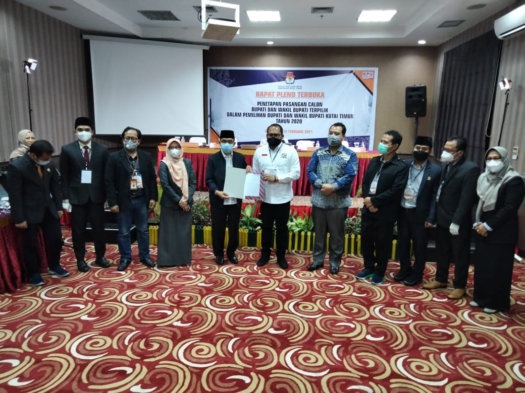 KPU Kutim Tetapkan Ardiansyah Sulaiman dan Kasmidi Bulang Sebagai Bupati dan Wakil Bupati Terpilih 2020