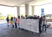 FRK dan Puluhan Pemuda Kutim Unjukrasa Tuntut Kepala Daerah Tandatangani Pakta Integritas