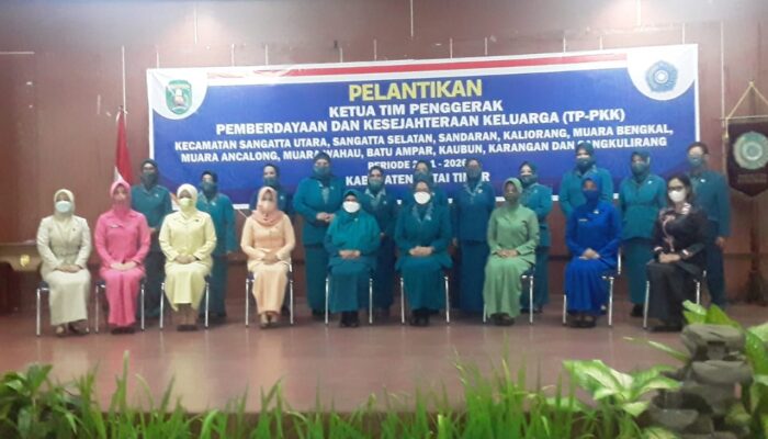 Pelantikan TP-PKK, ROBIAH: Mari Kita Hidupkan Program Kegiatan Di Setiap Kecamatan
