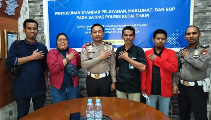 TINGKATKAN PLAYANAN SATPAS POLRES KUTAI TIMUR MENYUSUN STANDAR PELAYANAN, MAKLUMAT, DAN SOP