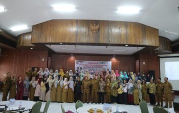 guru harus sadar hidup di era teknologi